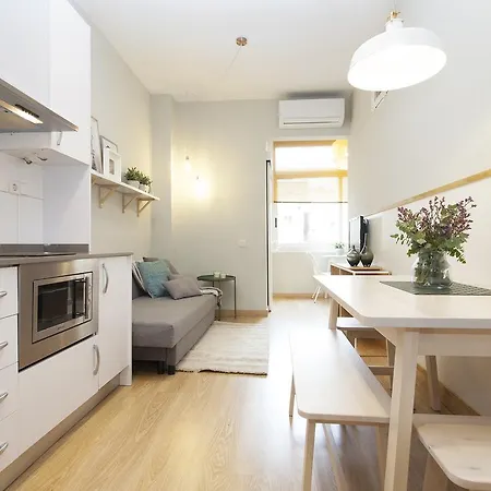 Apartment Cozy Gracia 2 Bedrooms