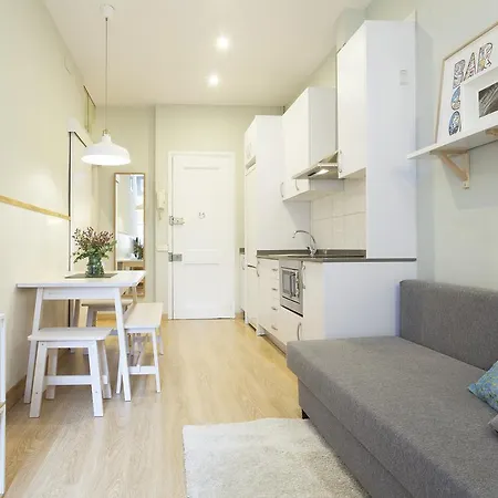 Cozy Gracia 2 Bedrooms Apartment Barcelona