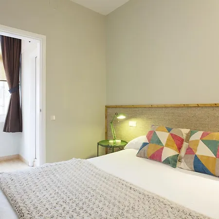 Cozy Gracia 2 Bedrooms Barcelona